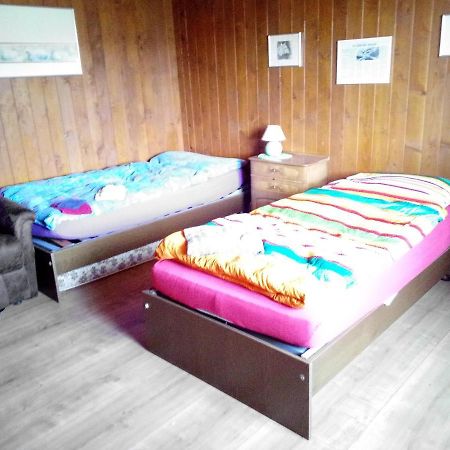 Chambre D'Hotes Petit Martel Les Ponts-de-Martel Екстериор снимка