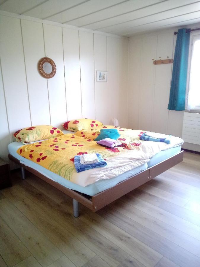Chambre D'Hotes Petit Martel Les Ponts-de-Martel Екстериор снимка